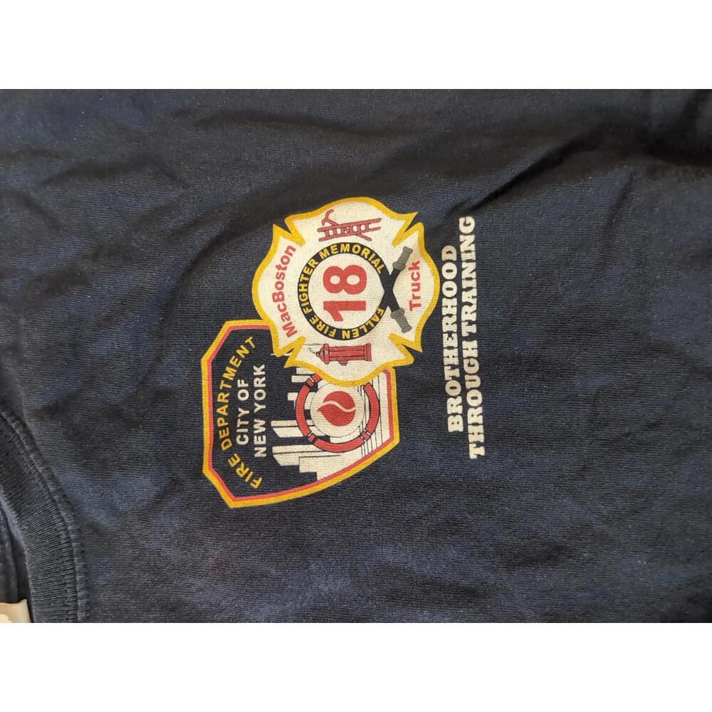 Lot Of (8) XL Short Sleeve Fire Department Shirts (Philly, Reading, Montgomery) - Picture 4 of 9
